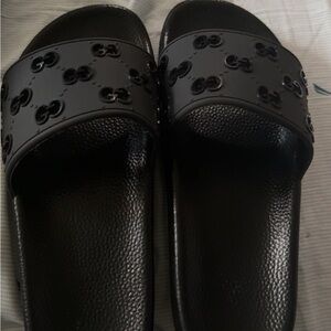 Gucci slides in good condition size 7 women’s